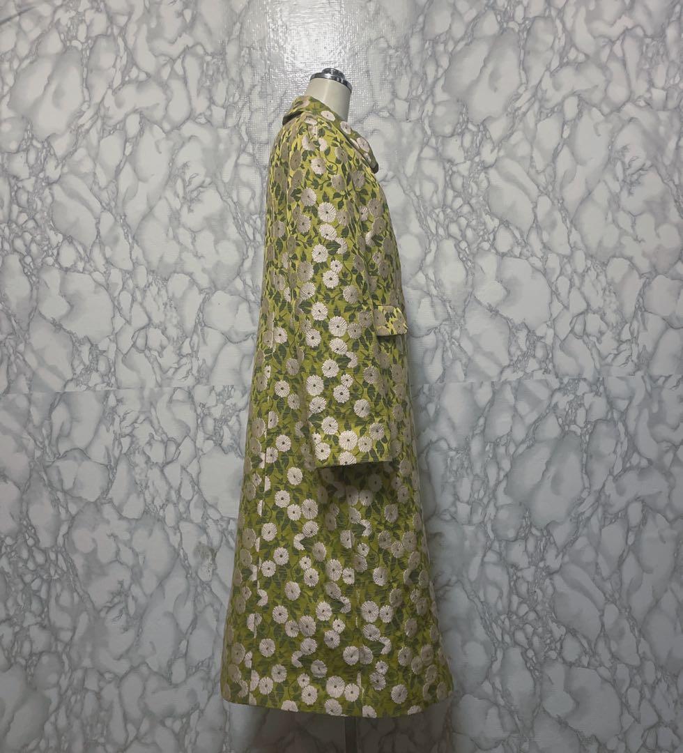 美品　スペシャルアイテム　JUNKO SHIMADA 花柄総刺繍　デザインコート