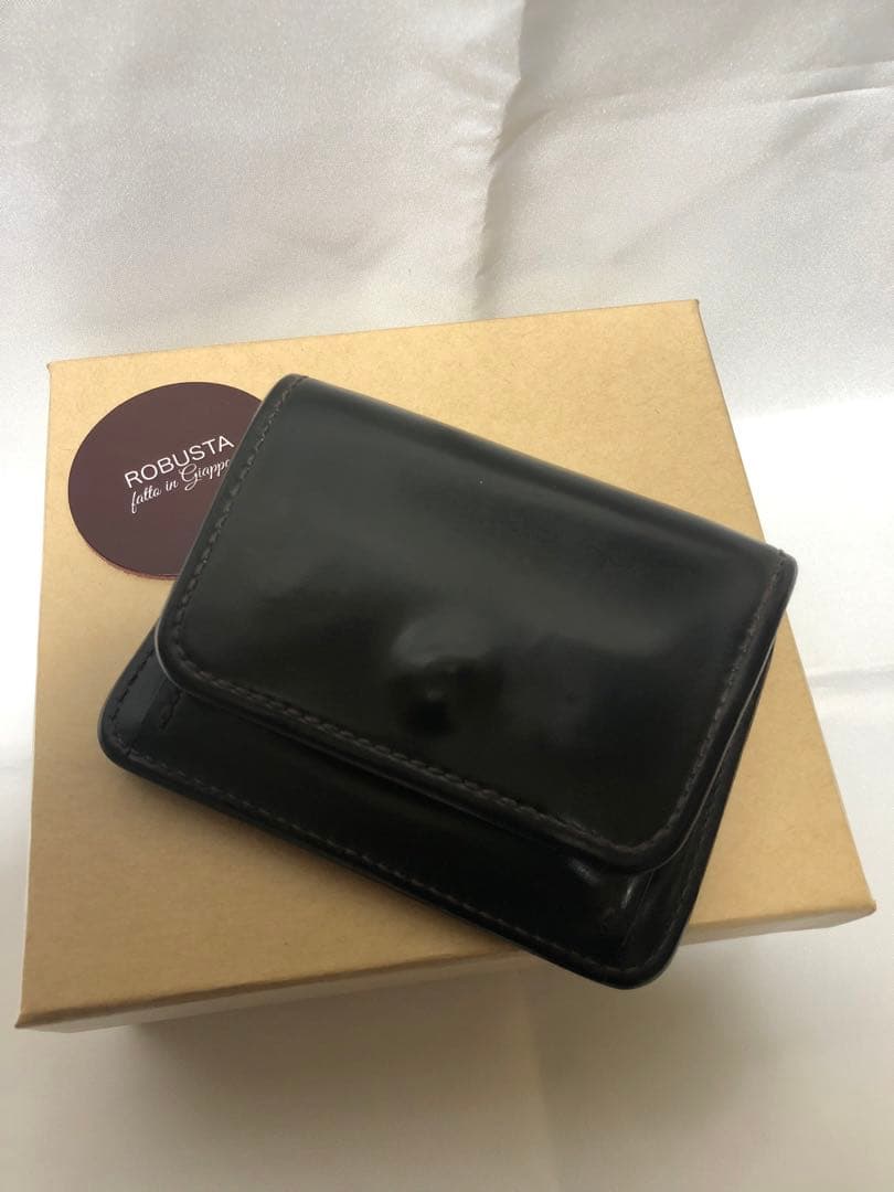 ROBUSTA レザー ケース