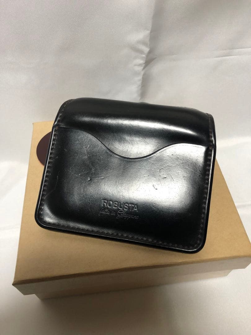 ROBUSTA レザー ケース