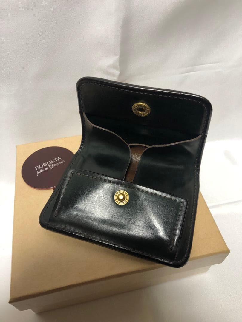 ROBUSTA レザー ケース