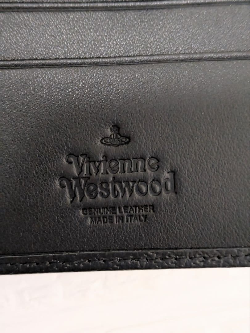 【新品未使用】Vivienne Westwood  二つ折り財布 943VW72