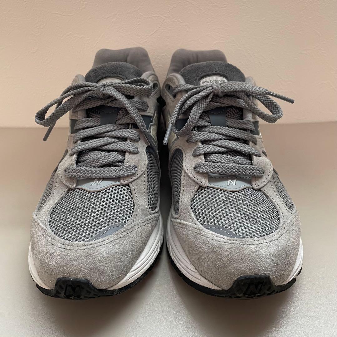 美品new balance ニューバランスM2002R STグレー24.5cm
