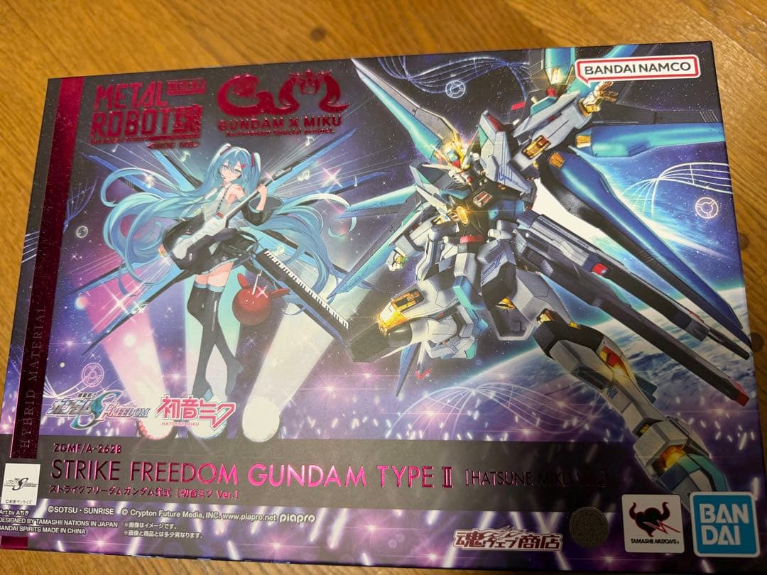 L ROBOT魂 ストライクフリーダムガンダム弐式 初音ミク Ver