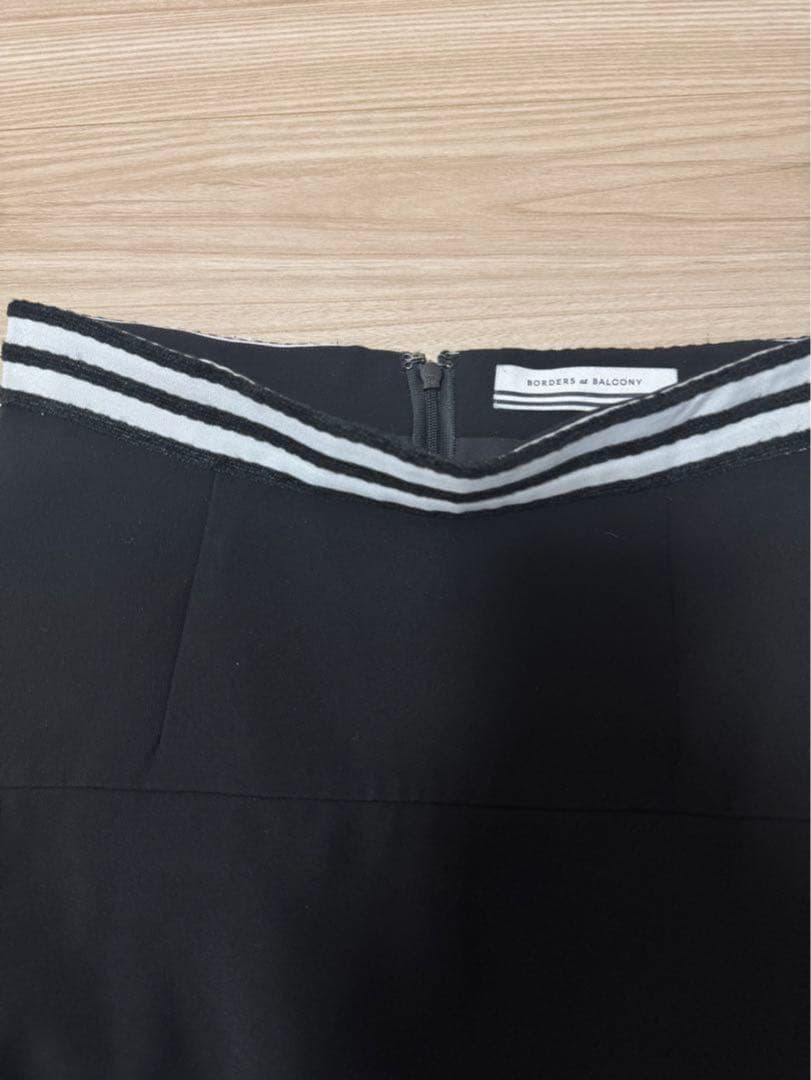 ボーダーズアットバルコニー 36