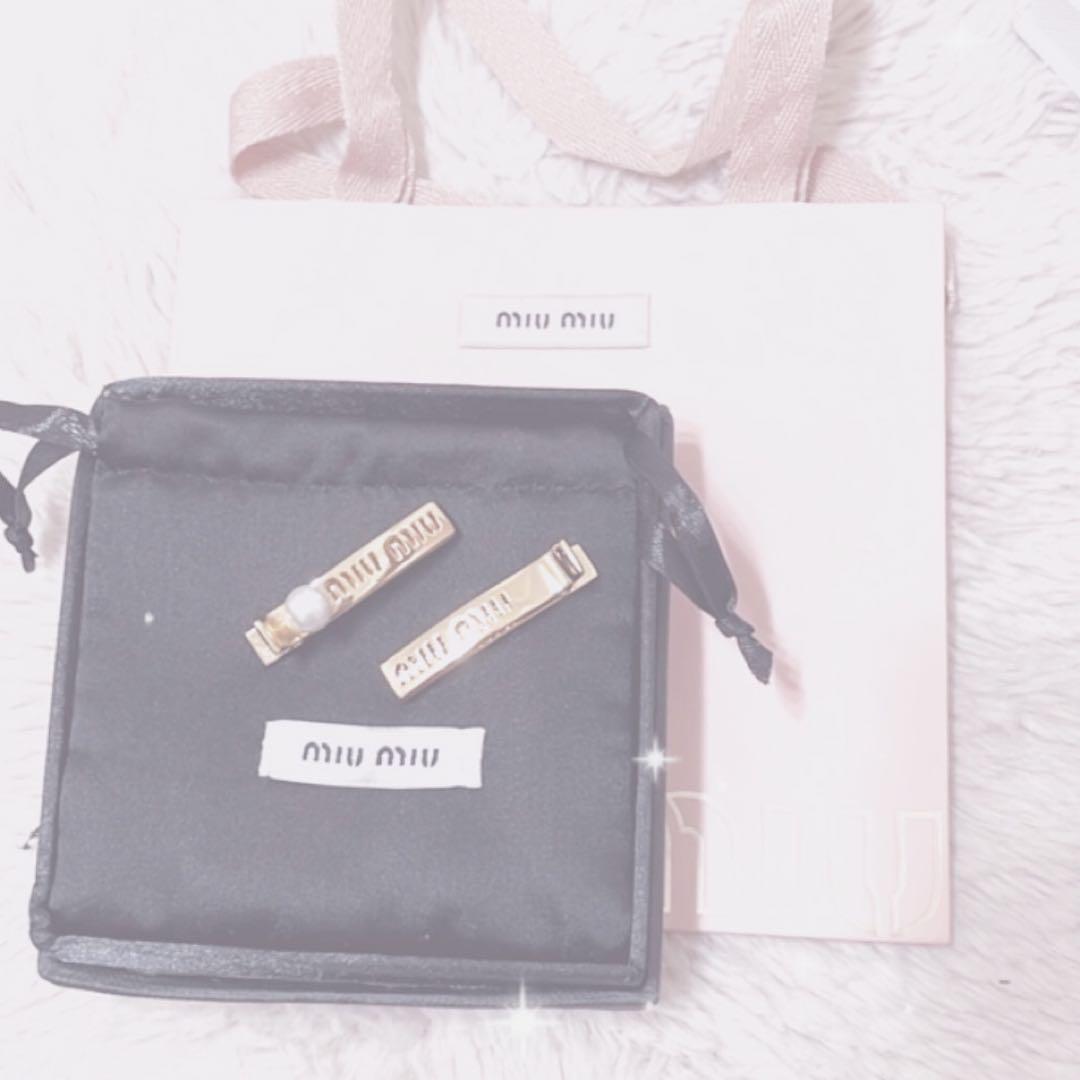 miumiu ヘアクリップ ヘアピン パール