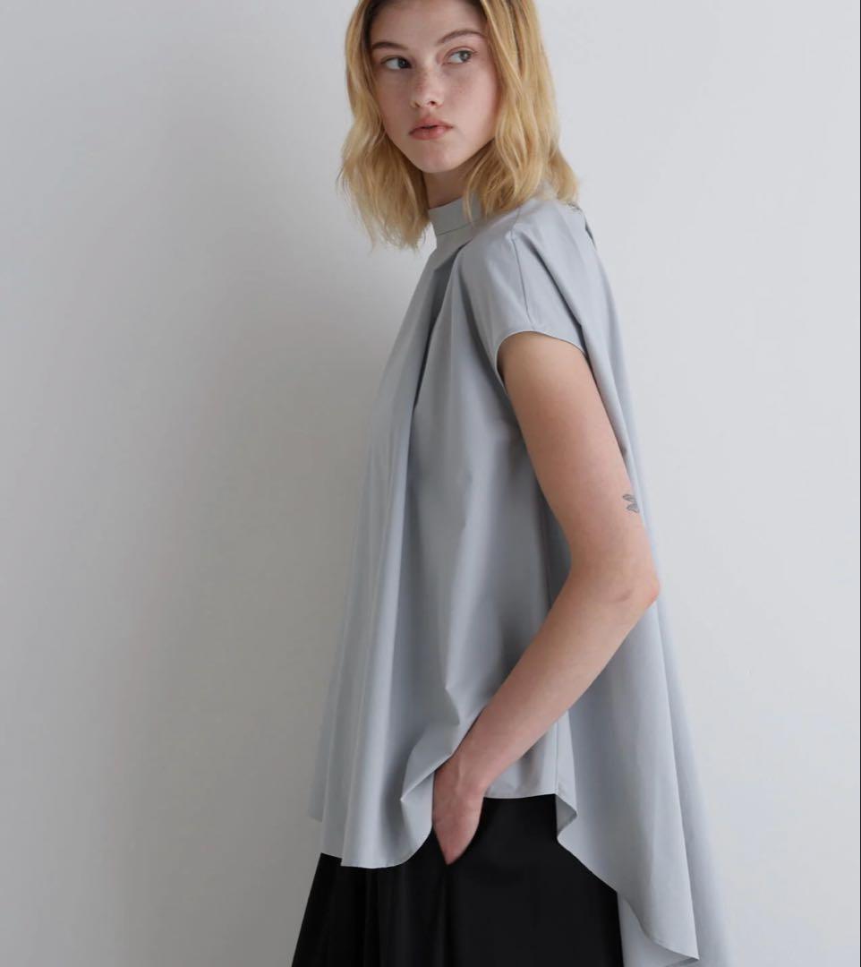 LE PHIL(2025年製) SOLOTEXノースリーブブラウス