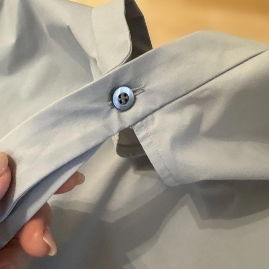 LE PHIL(2025年製) SOLOTEXノースリーブブラウス