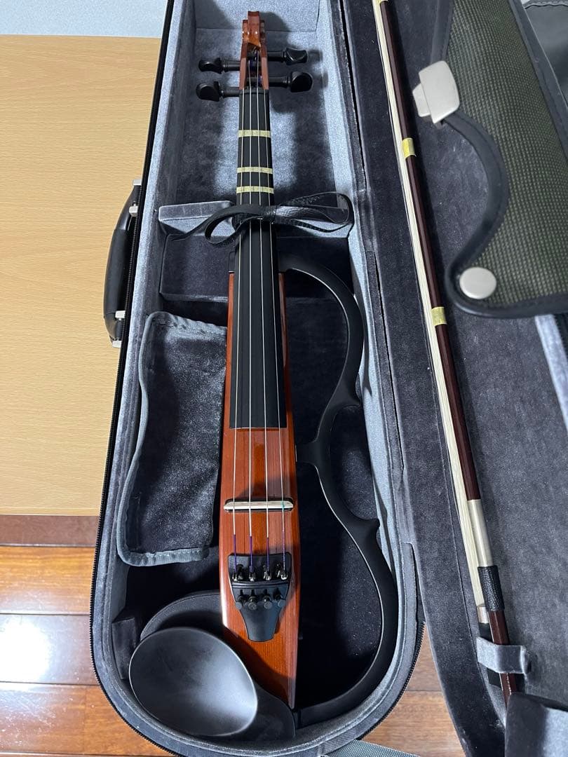 ヤマハ　サイレントバイオリン　SV-120
