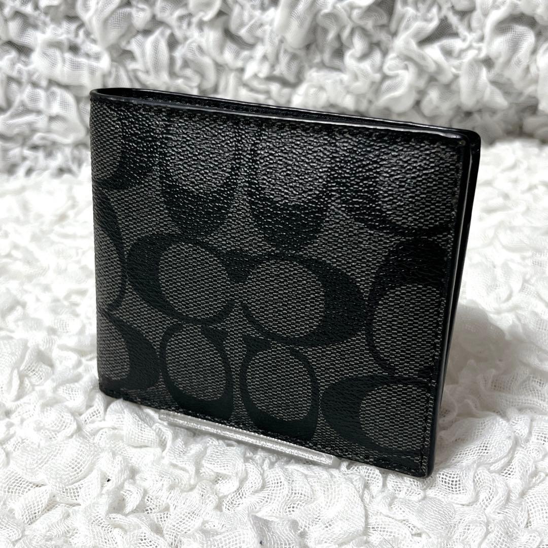 未使用級✨コーチ　シグネチャー　二つ折り財布　レザー　グレー　コンパクト　小銭