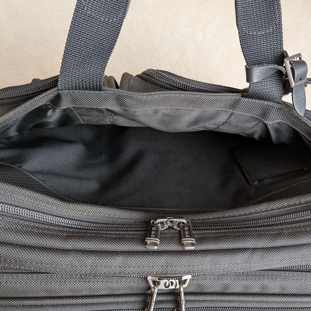 ✨️美品✨️ TUMI　トゥミ　キャリーバッグ　3層　26104D4　機内持込可