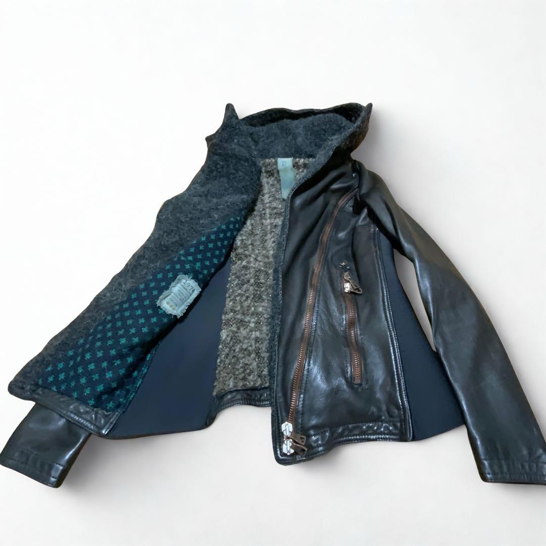 Delan デラン 黒レザージャケット フード セーターのような裏地 イタリア製