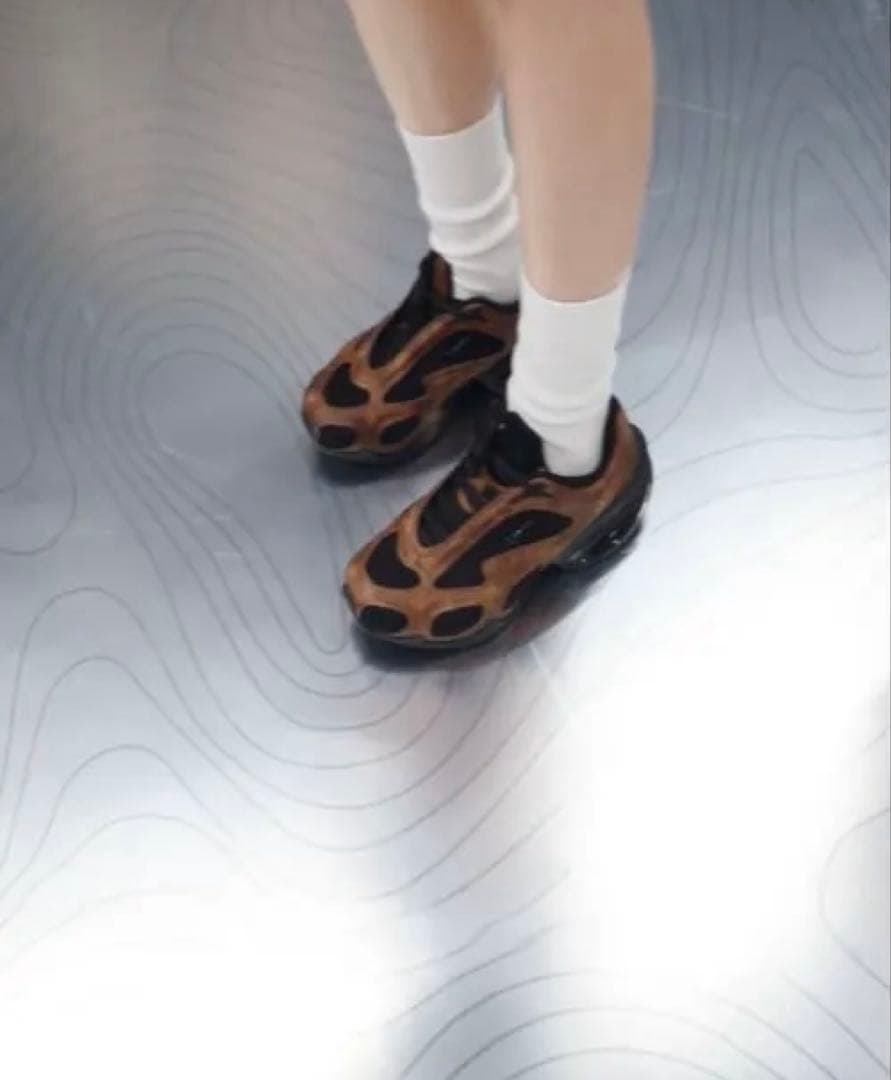 箱有り Nike Air Max muse emmiコラボ 茶色