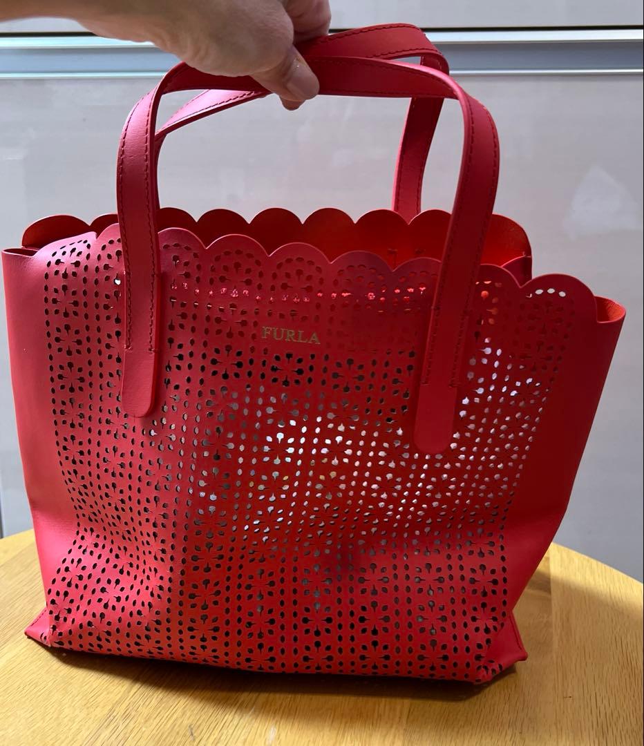 フルラ　SALLY /カットアウト　　Sサイズ