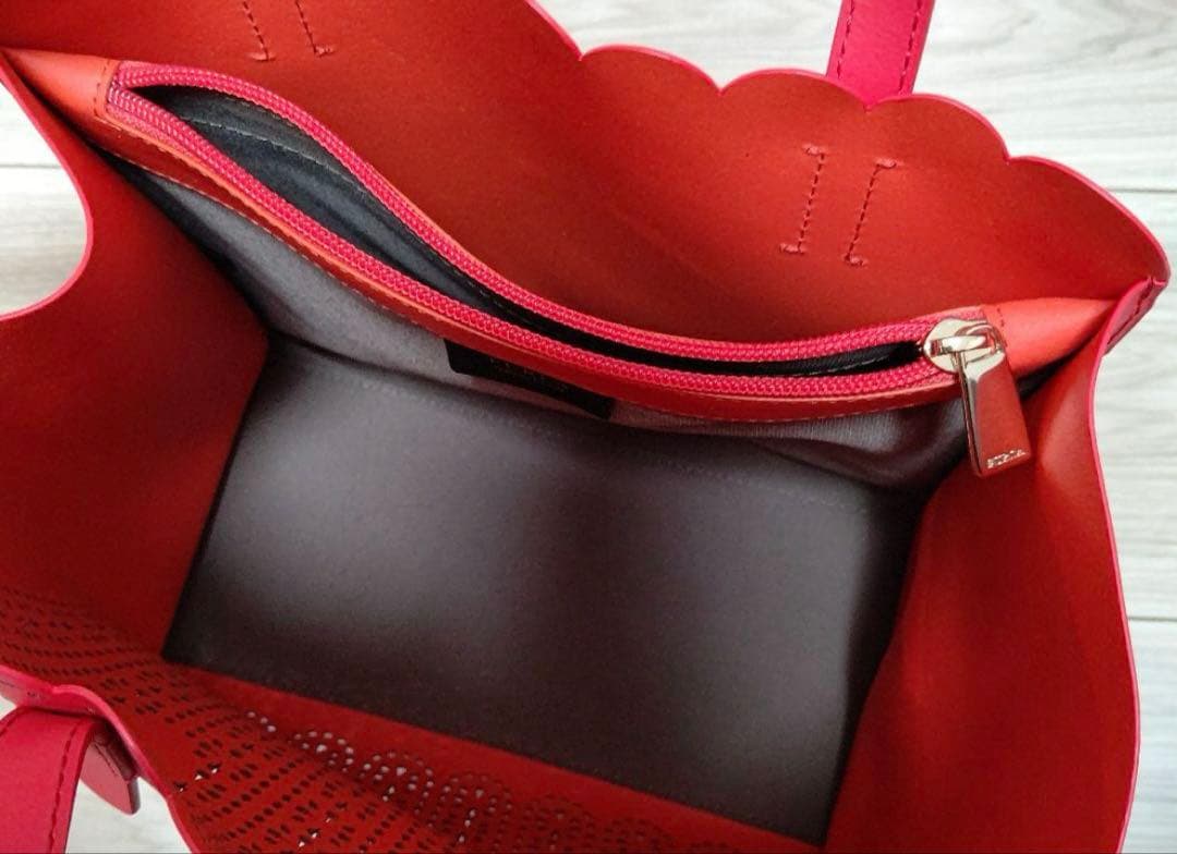 フルラ　SALLY /カットアウト　　Sサイズ