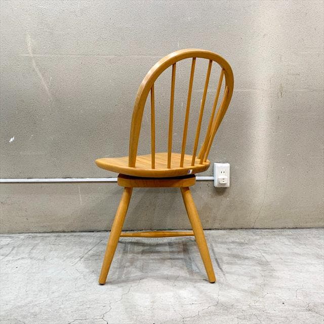 オールドキツツキ（飛騨産業家具）ウィンザー回転チェア③