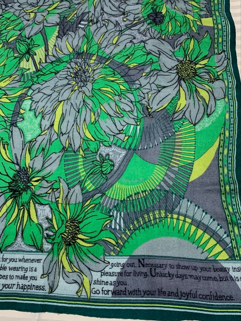 manipuri ウールシルクストールヘリンボーン織　ダリアロンド　ダリア柄