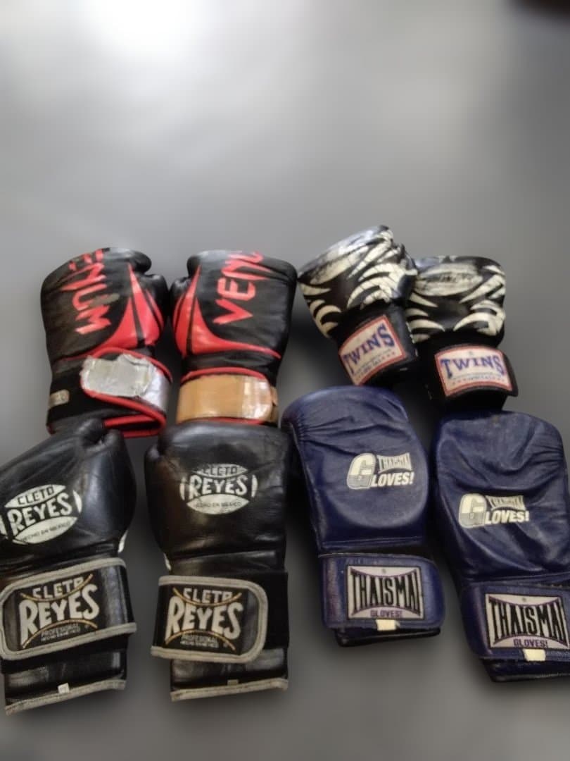 ボクシンググローブ 複数ブランド　４セット