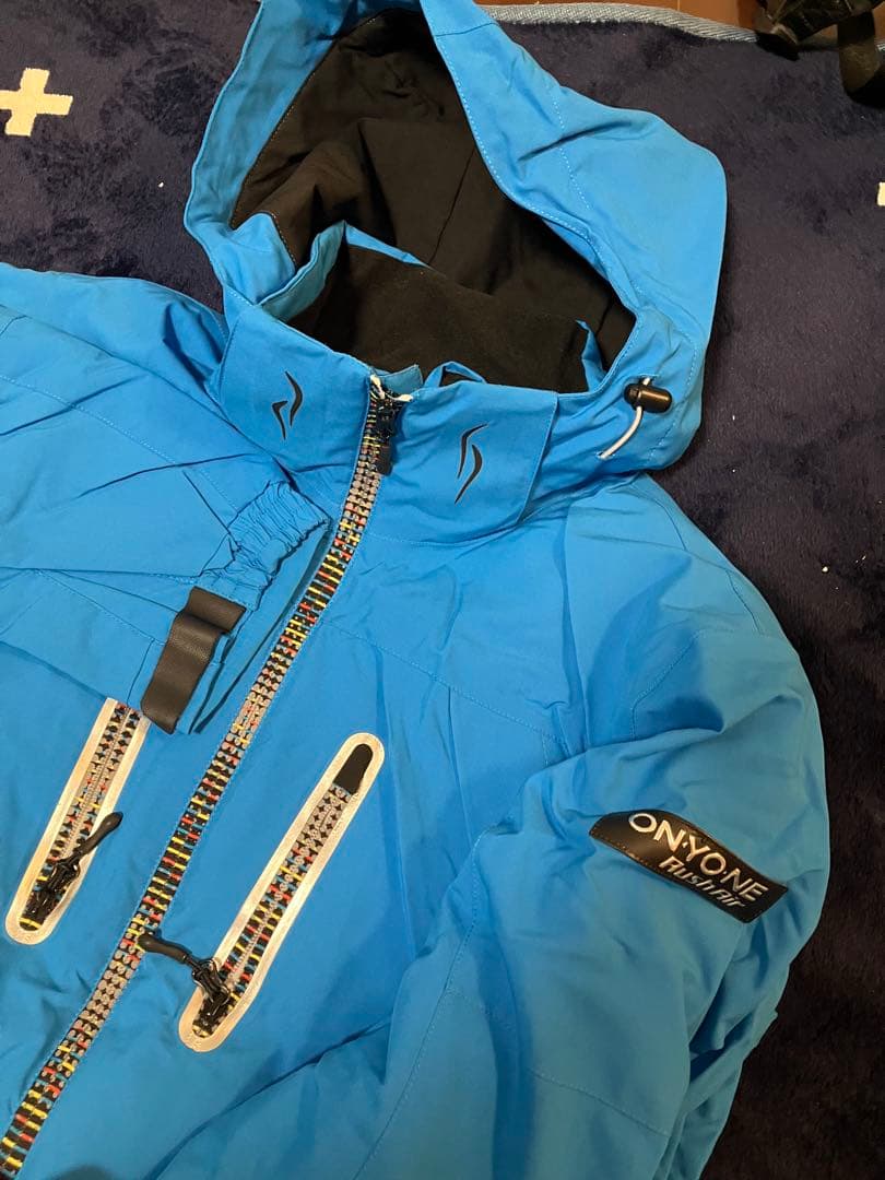 ON-YO-NEスキーウェア
