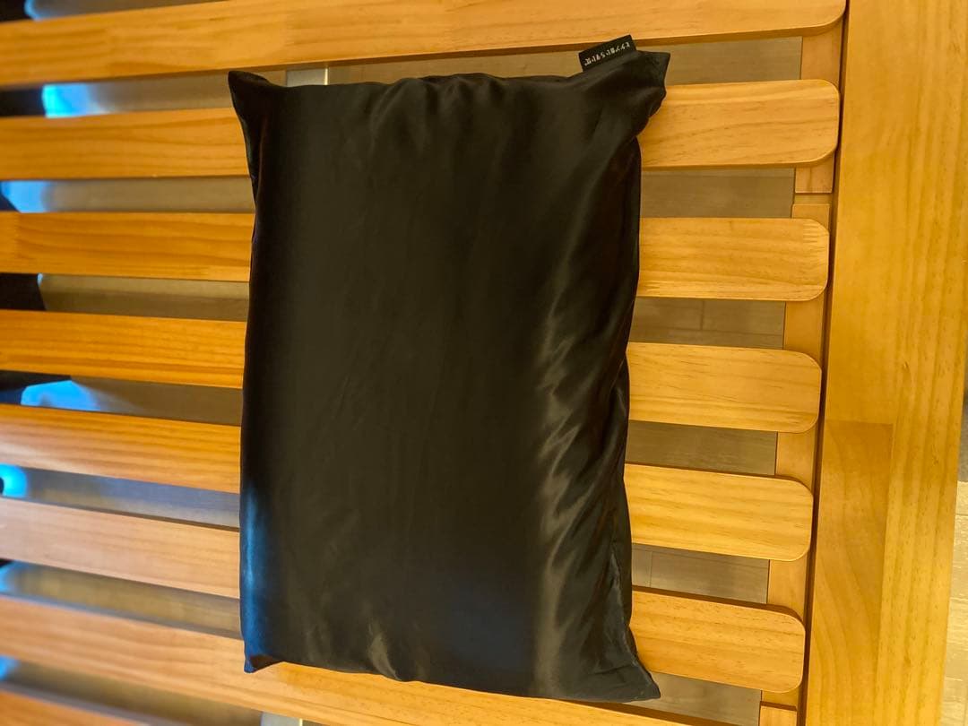 世*谷様 シルクカバー2枚付き　ヒツジのいらない枕　-至極