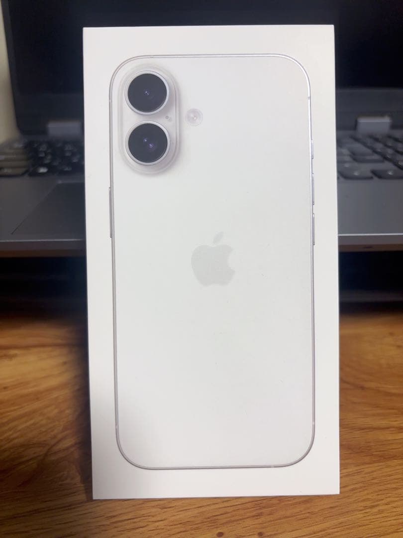 Apple iPhone 16 本体　128GB SIMフリー　充電5回のみ