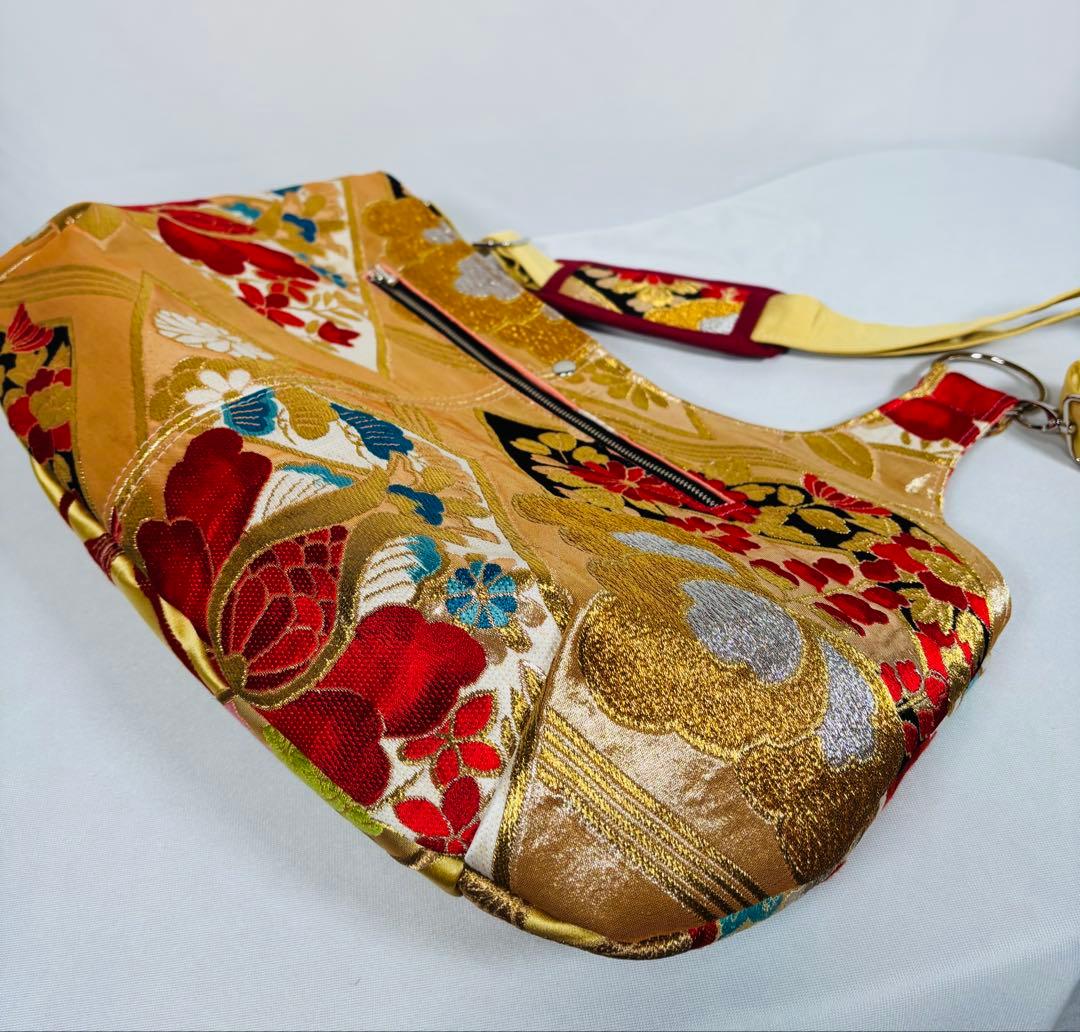 帯バッグリメイク　772番アシンメトリーBIGリバーシブル(肩あて飾り付き)