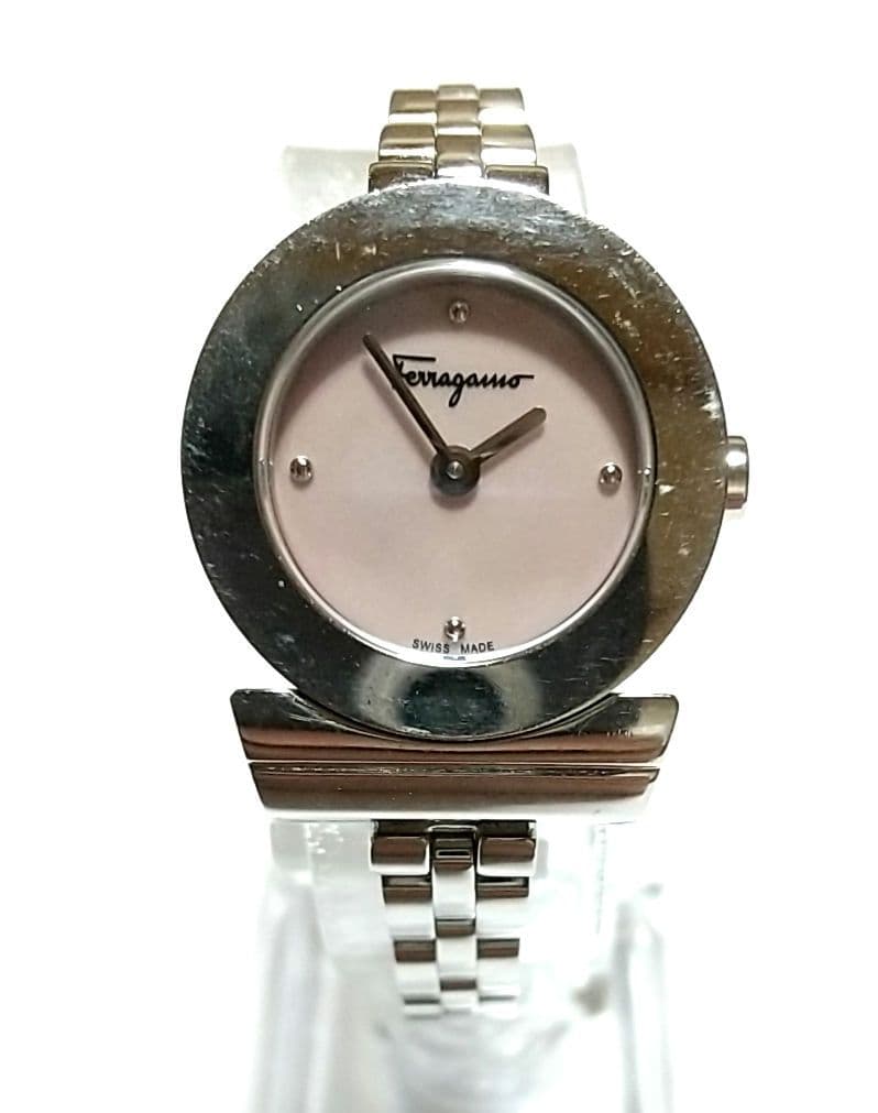 出品は12/7まで！最終値下げ！フェラガモ ガンチーニ ピンクシェル文字盤