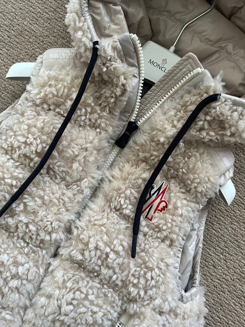 MONCLER モンクレール Teddy フーテッドダウンベスト XS 未使用品