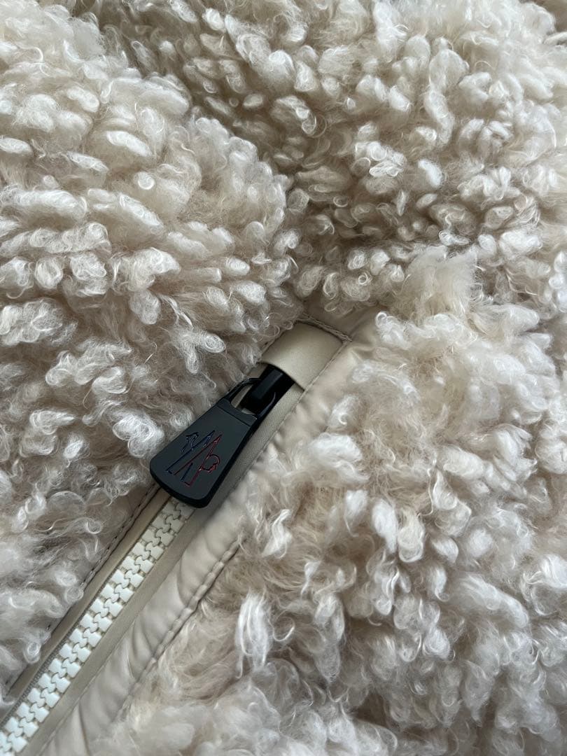 MONCLER モンクレール Teddy フーテッドダウンベスト XS 未使用品