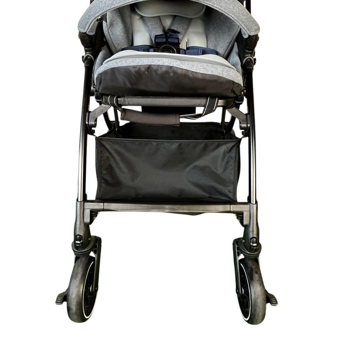 ✨ Combi ✨ スゴカル Switch plus 軽量ベビーカー