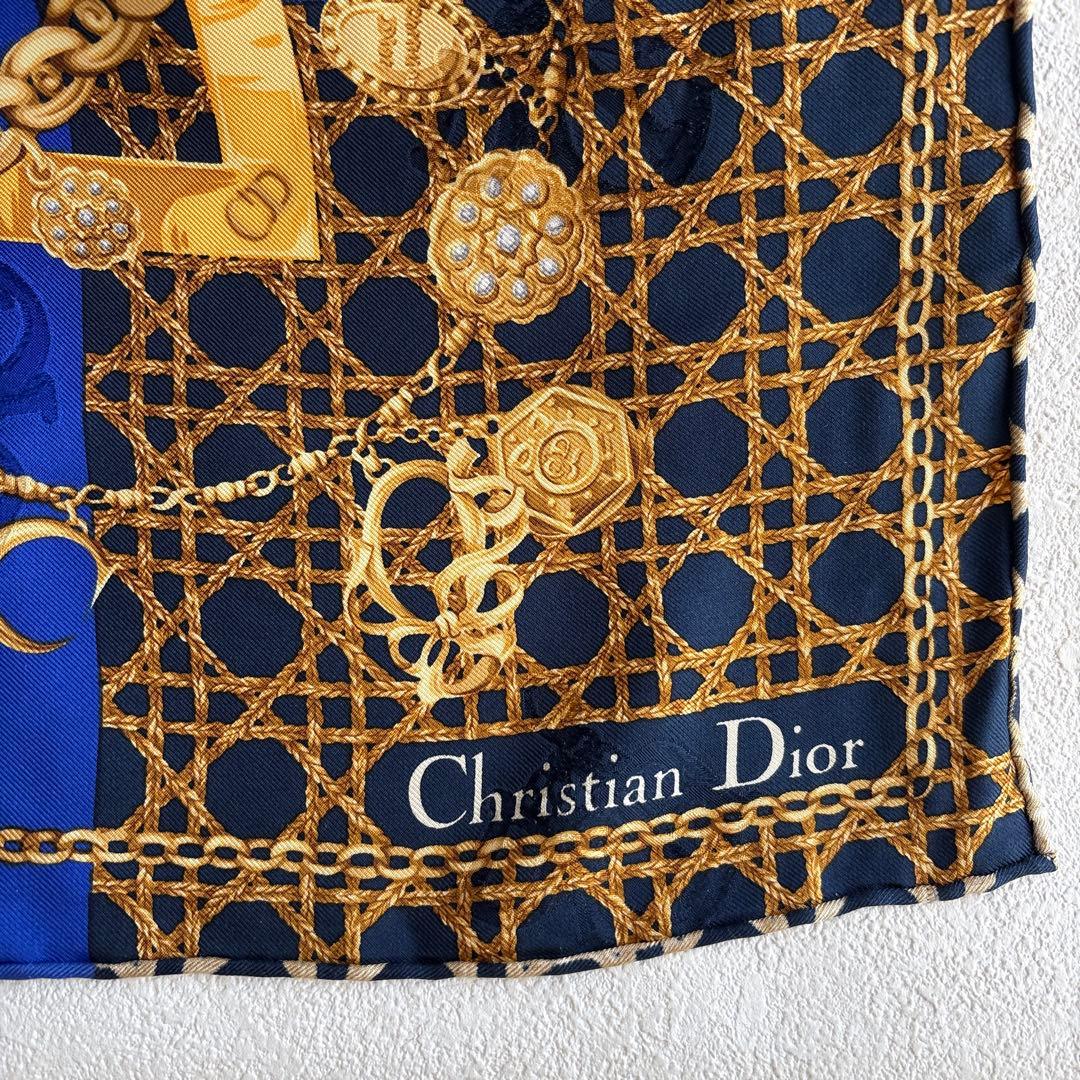 Christian Dior シルクバンダナ　青金等艶やかカラー　大判