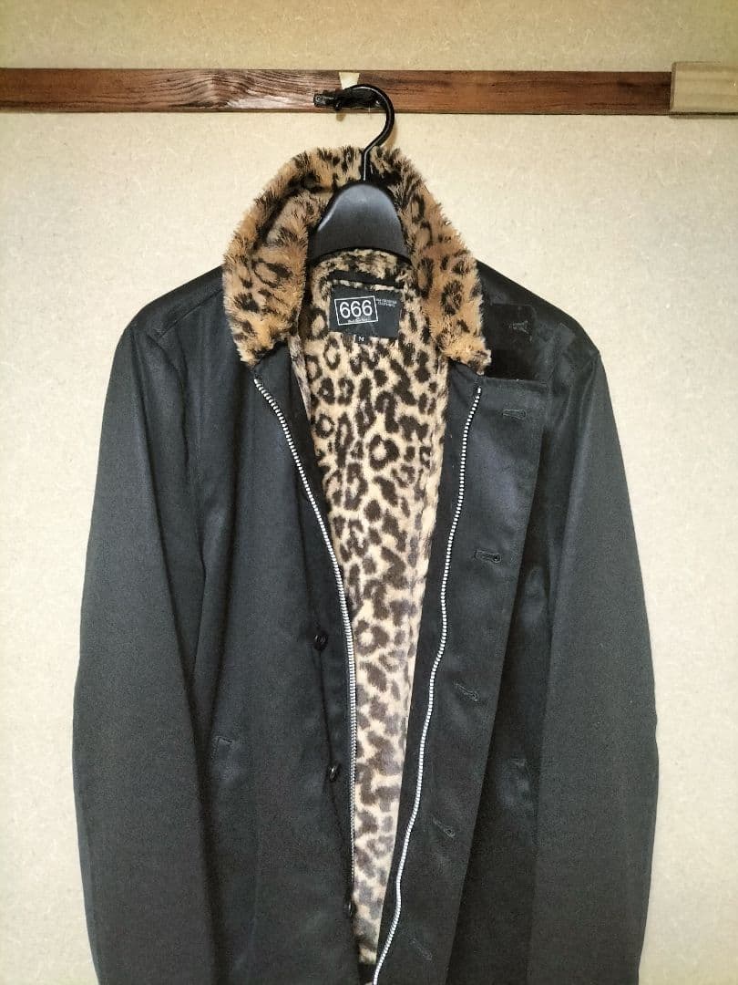 666 ブラックジャケット M レオパード柄