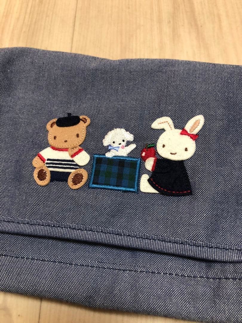 ファミリア　ウォレットポシェット 美品