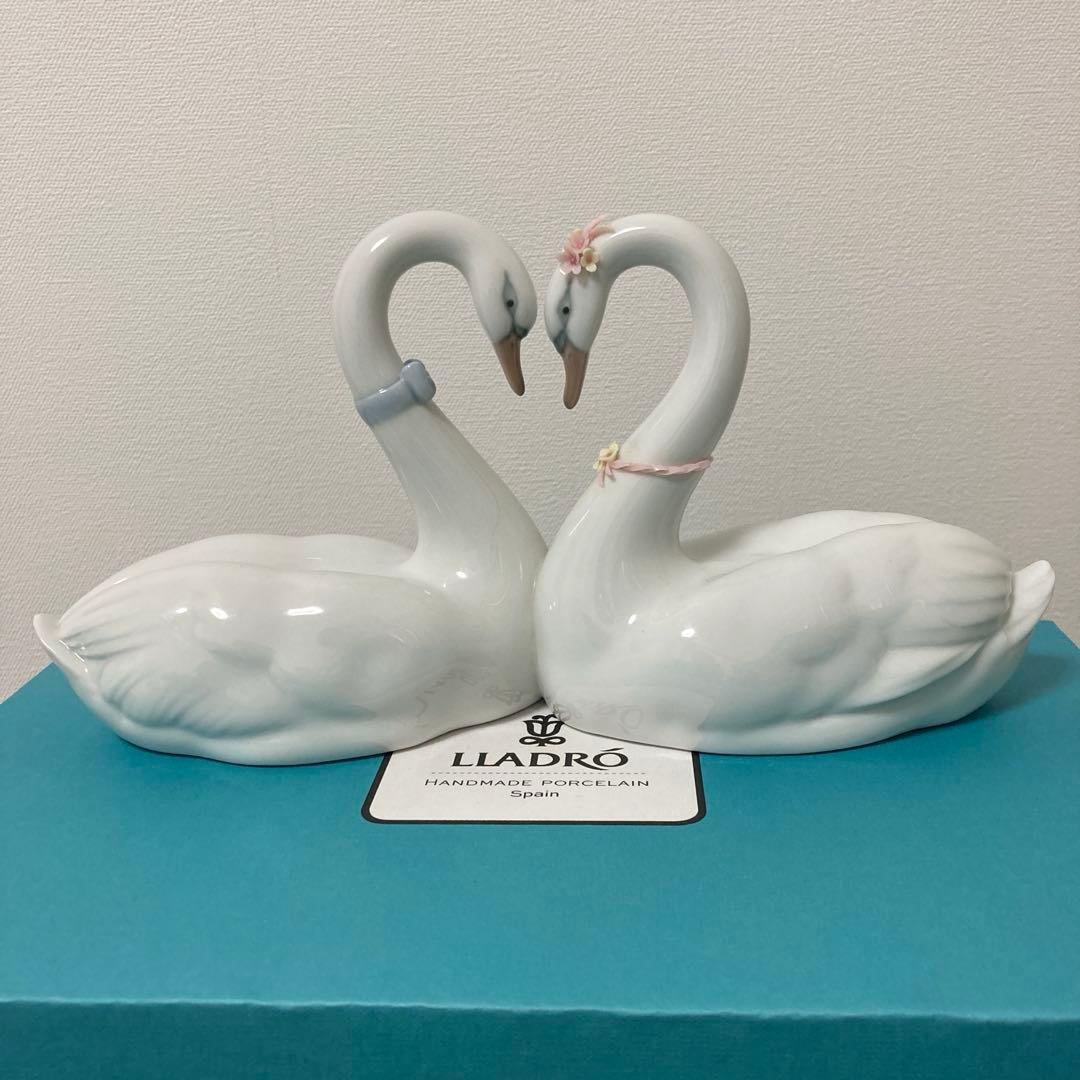 リヤドロ エンドレスラブ 白鳥