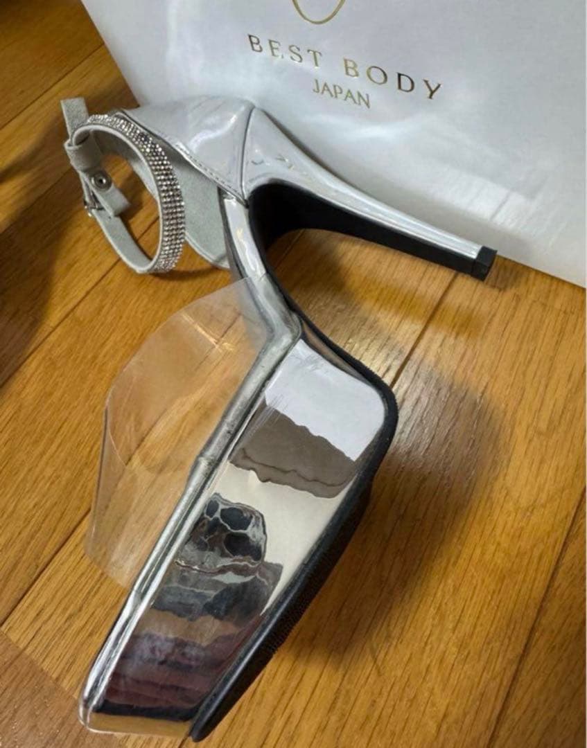 BEST BODY JAPAN公式ヒール