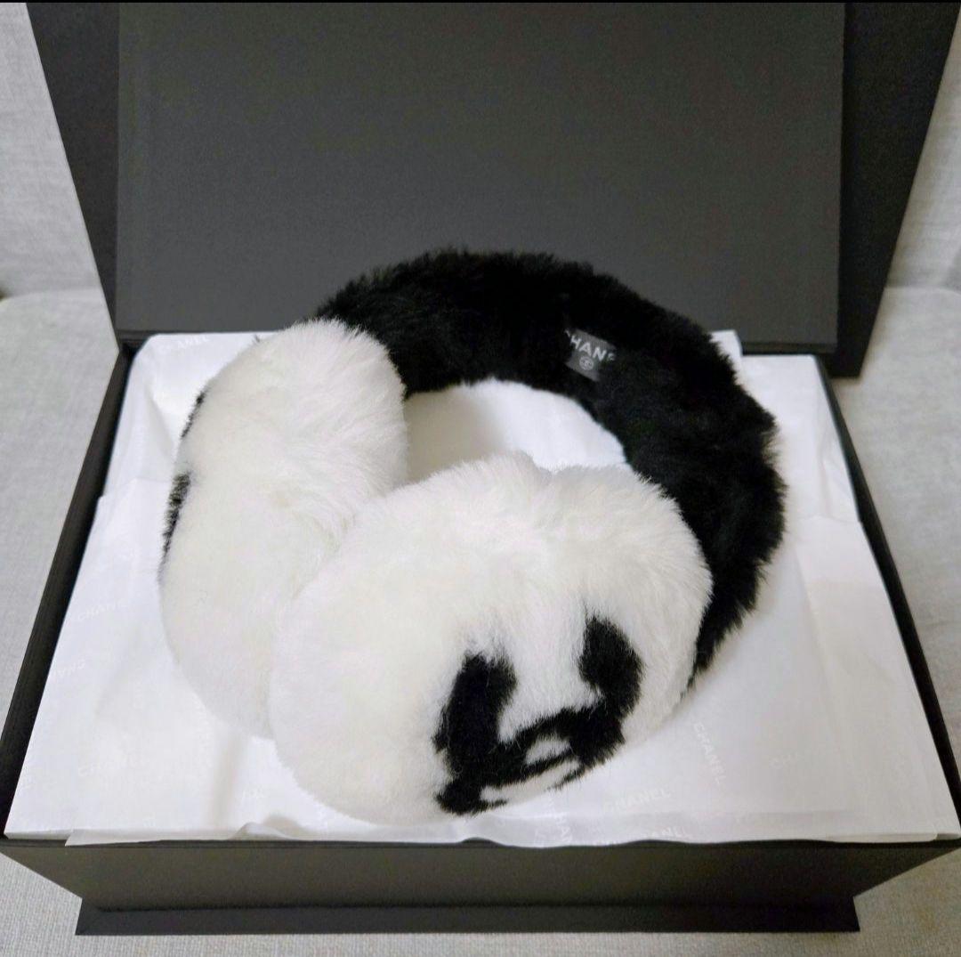 【User_a3c2f6b9】CHANELココネージュ イヤーマフ