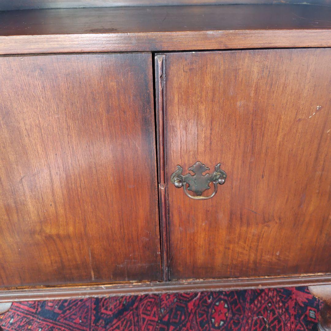 イギリス　ビンテージ　木製キャビネット 収納付き