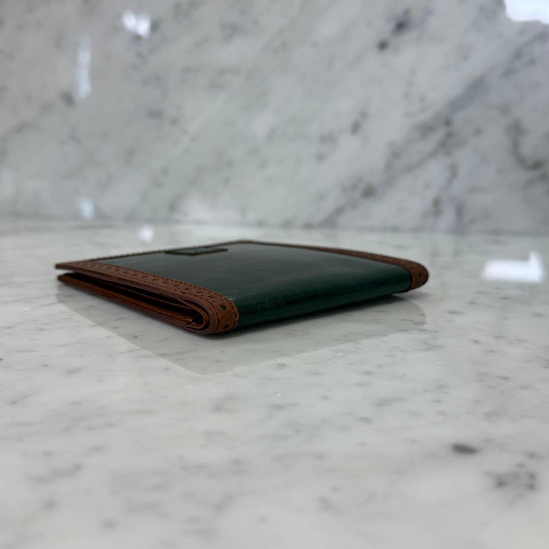 美品 Yves Saint Laurent イヴサンローラン 二つ折り財布 本革