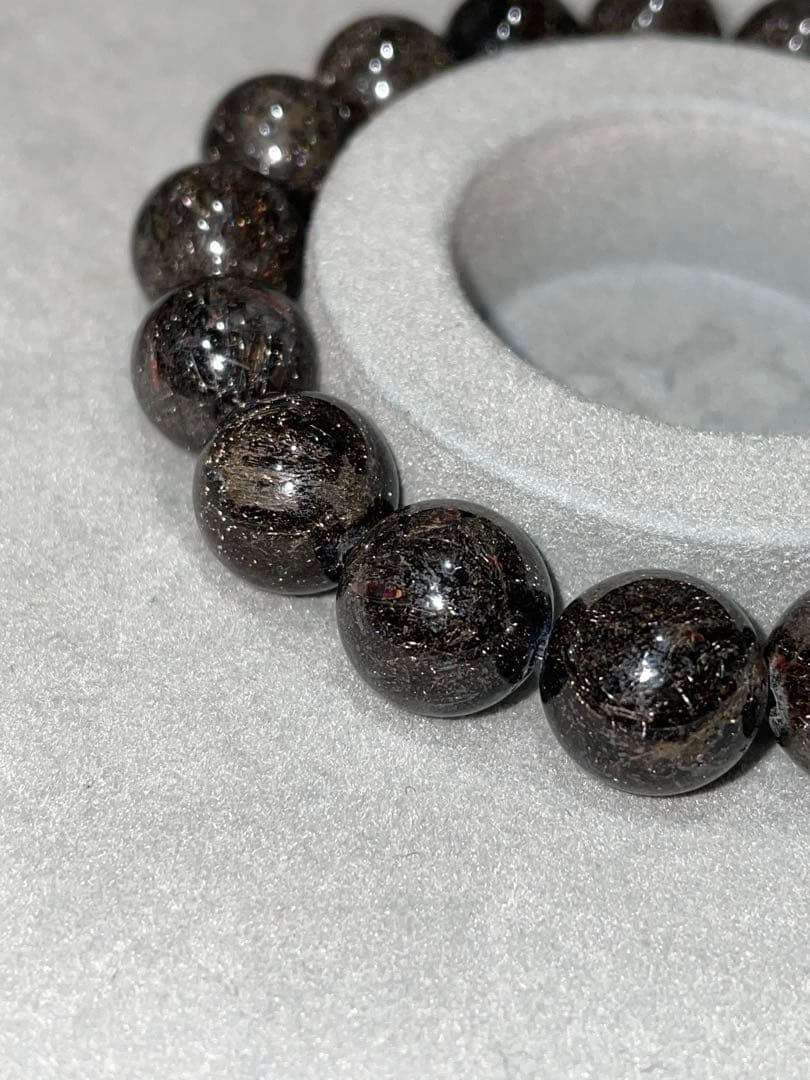 ブラックプラチナルチルクォーツ12.5mm級ブレスレット(ヘマタイト共生)