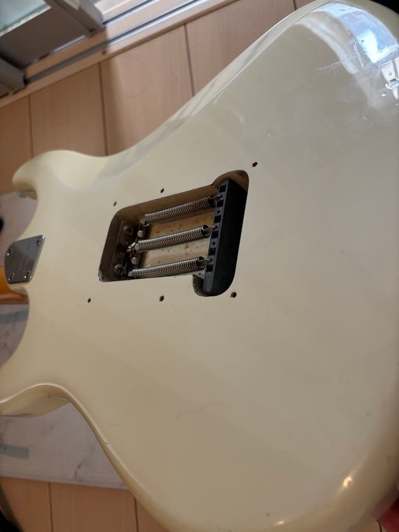 YAMAHA SE203 アイボリー　ストラトタイプ