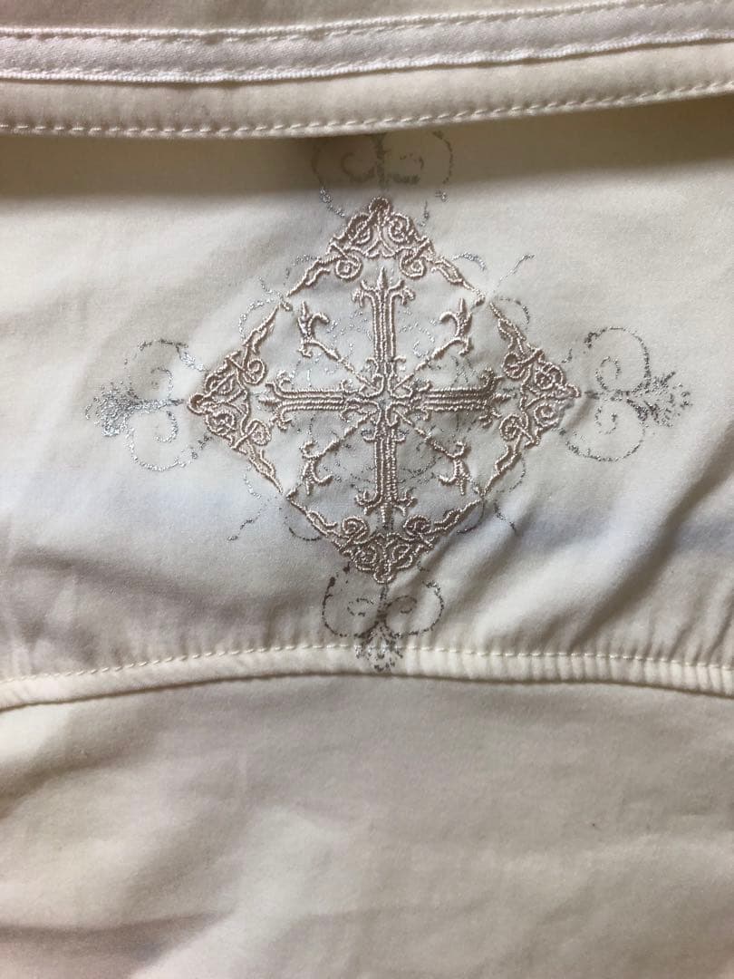 OzzCroceオッズクローチェクリーム色ショートスリーブシャツ