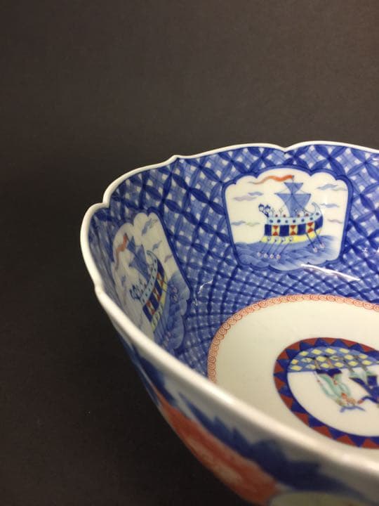 古い深川製磁の 花卉人物色絵 大鉢  明治期