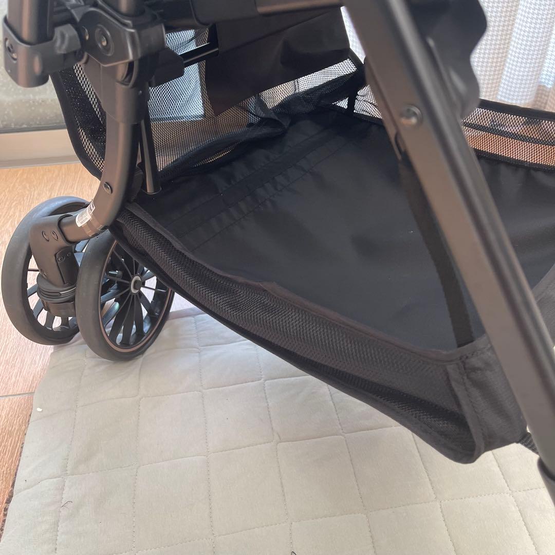 極美品！コンビ ベビーカースゴカルSwitch plus EG ロッタAS