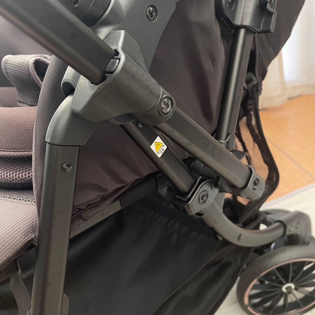 極美品！コンビ ベビーカースゴカルSwitch plus EG ロッタAS