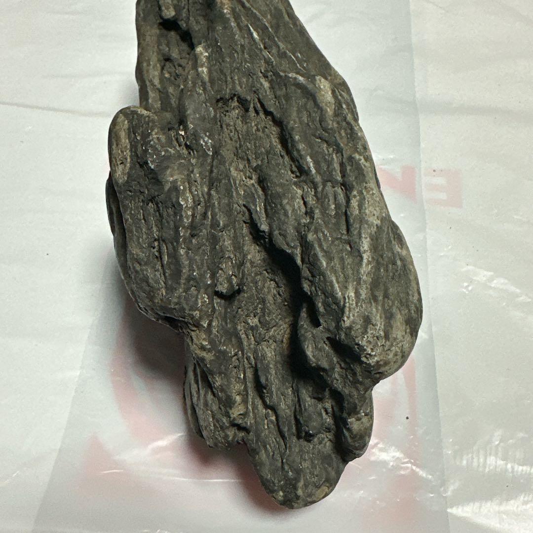 水石「千仏石」 天然石 2.7キロ盆栽等の置石、水槽等レイアウト