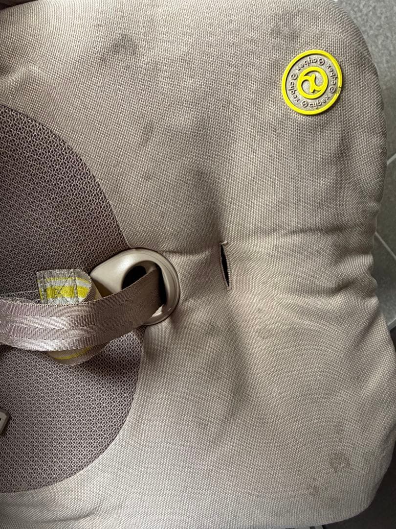 サイベックス　リベル　B型　ベビーカー　バギー　コンパクト　たためる　持ち運び