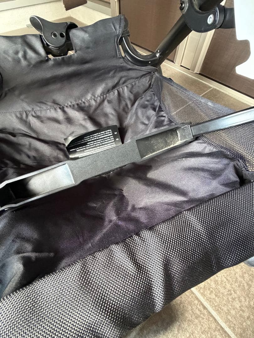 サイベックス　リベル　B型　ベビーカー　バギー　コンパクト　たためる　持ち運び