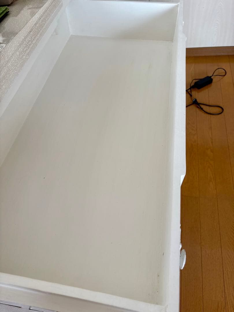 フランス BLANC D'IVOIRE ブラン ディボワール　チェスト