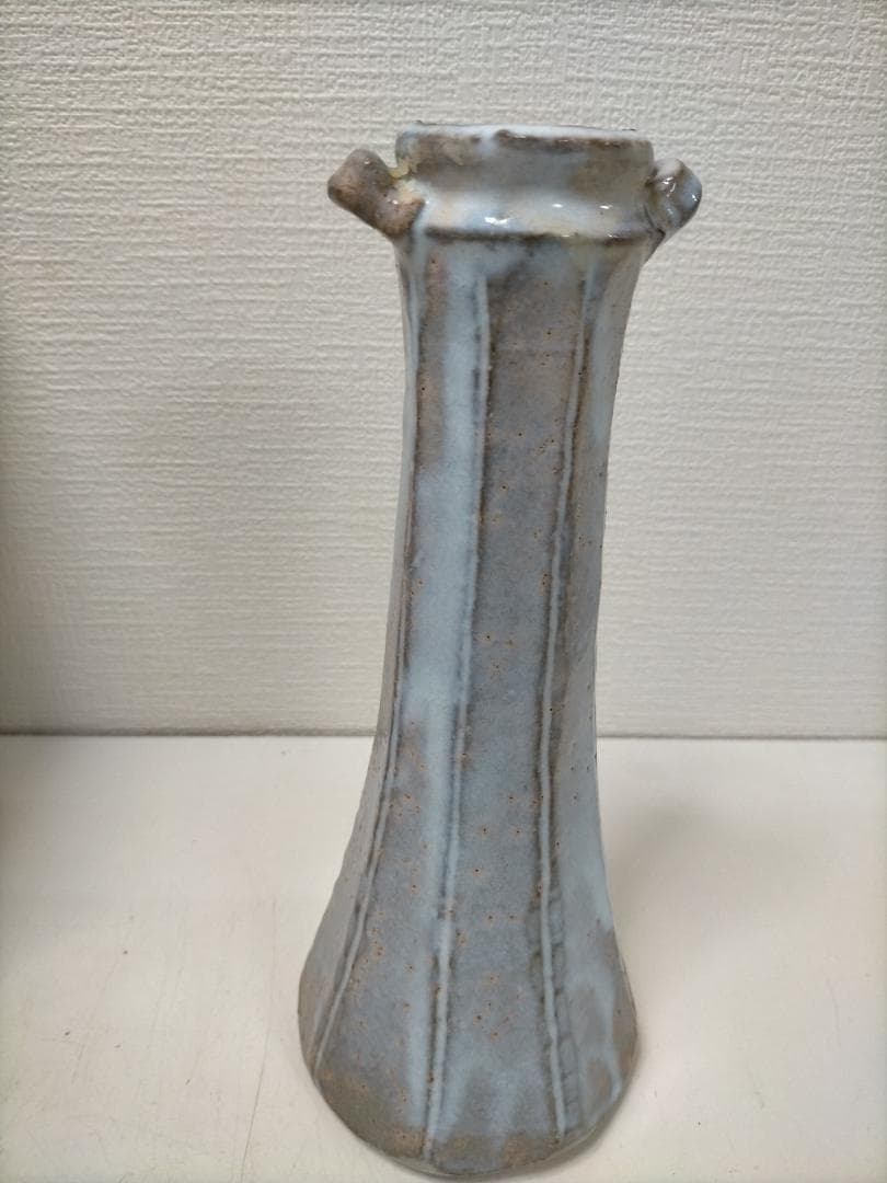 萩焼 作家物 花器　大和敏男　 花入 粉引　青灰色　共箱付き　251217-3Y