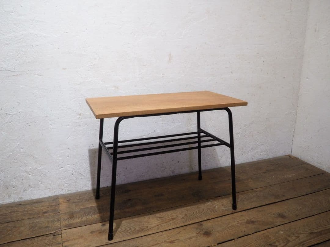 1236 ②古い木と鉄脚のテーブル　デスク　作業台　リメイク　レトロ　ビンテージ