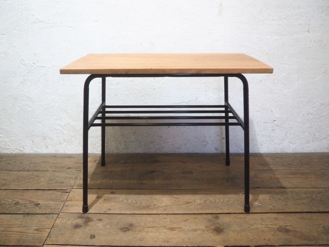 1236 ②古い木と鉄脚のテーブル　デスク　作業台　リメイク　レトロ　ビンテージ